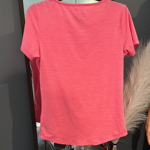 ZYIA Orange Fitted‎ Short Sleeve T-Shirt - Picture 3 of 6